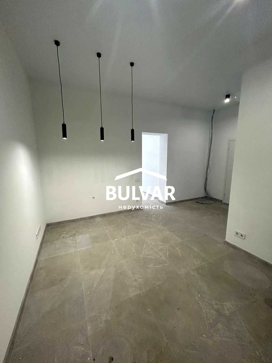 1842863161936056