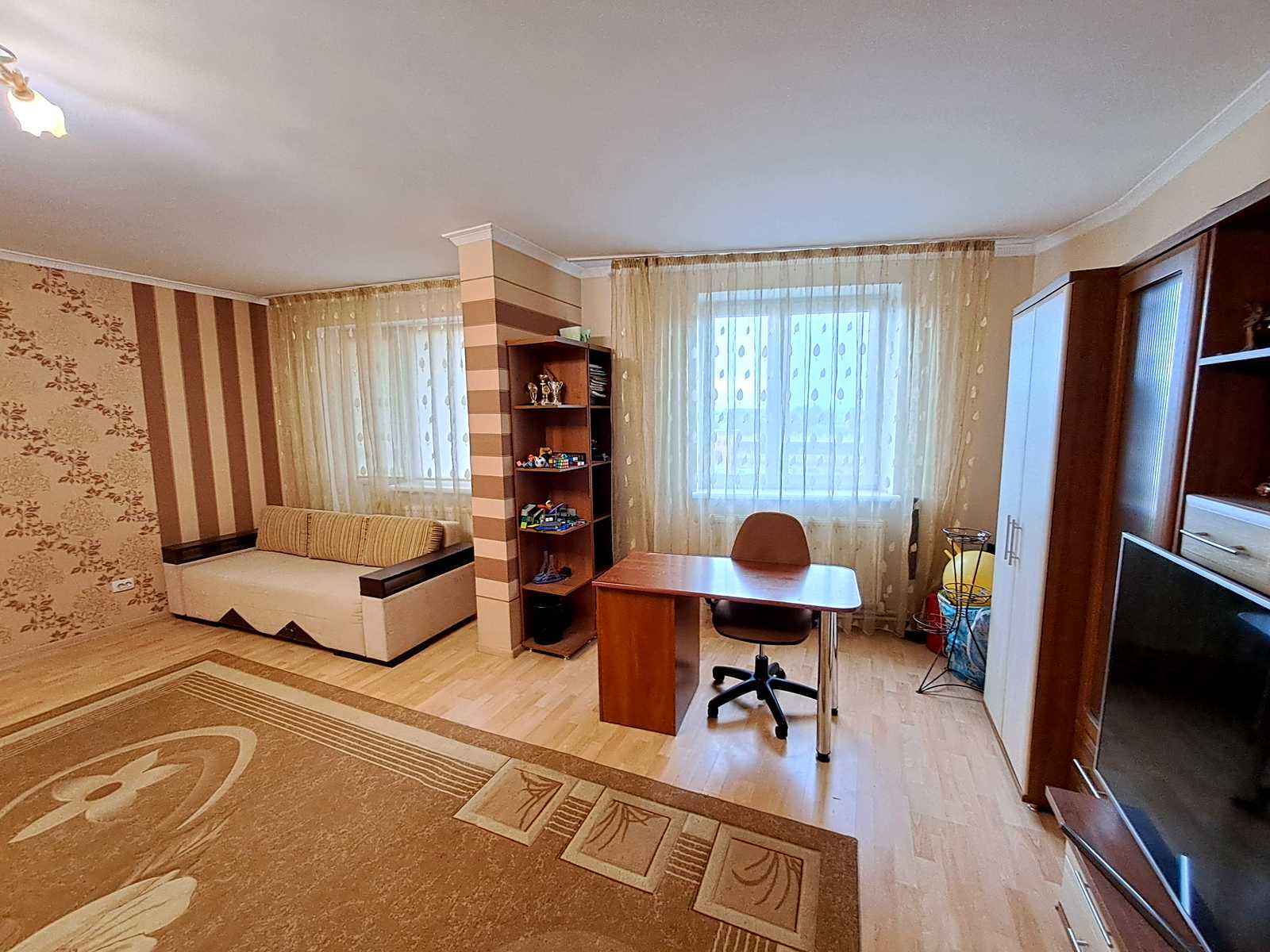 1845401857443826