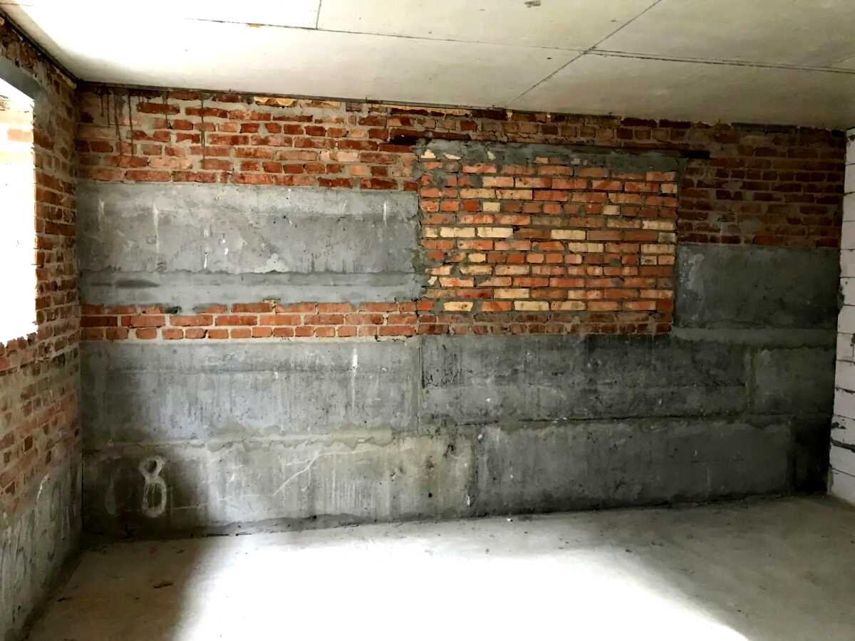 1850674838407813