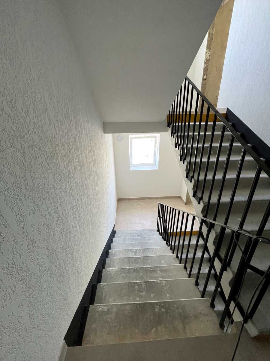 1796503329499922