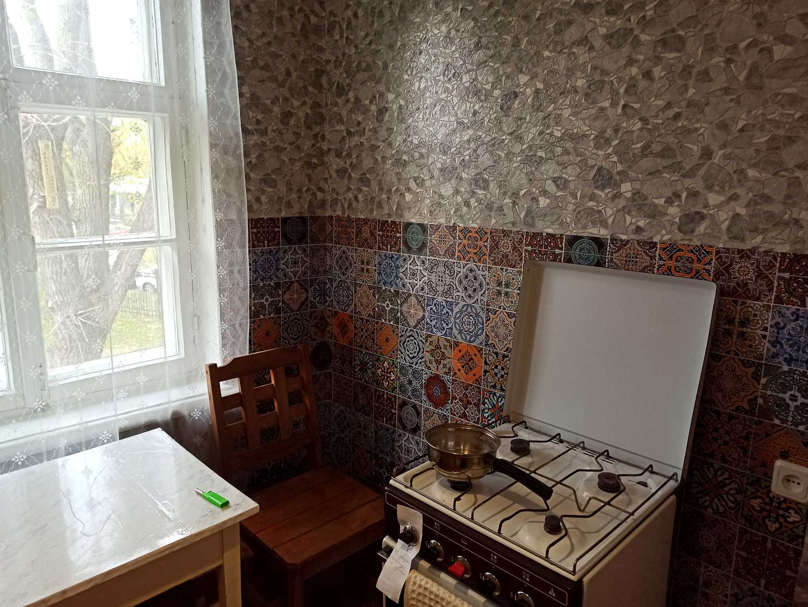 1814893341530190