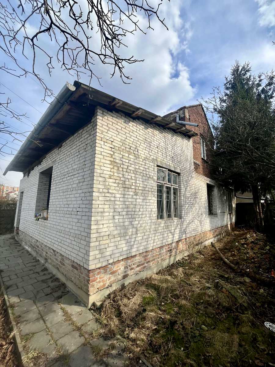 1828842082674122