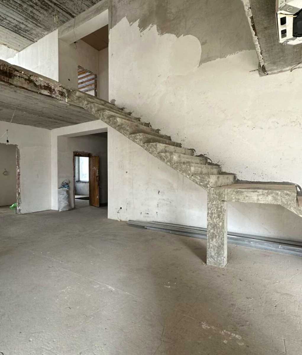 1838974440653588