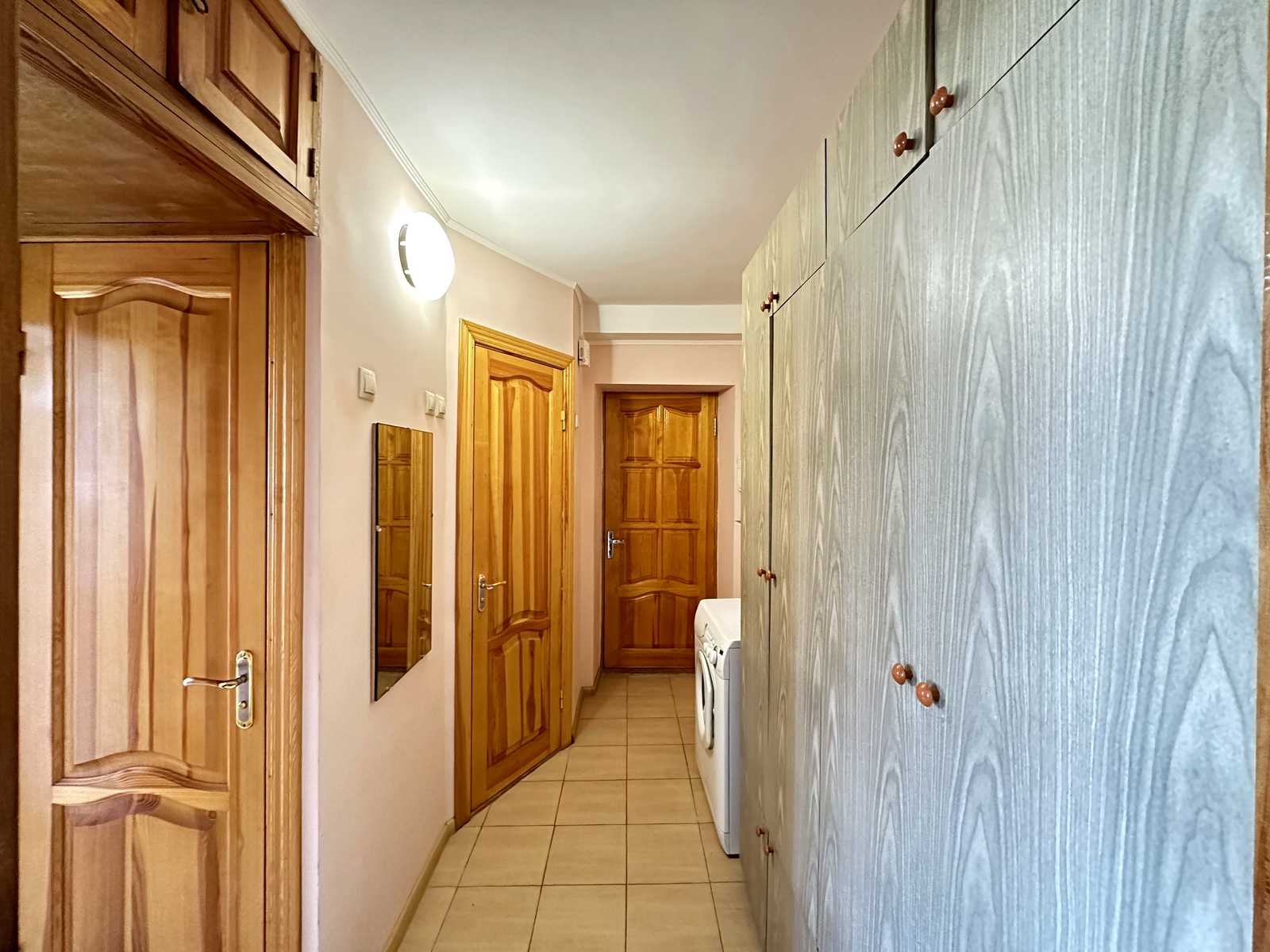 1766126065973671