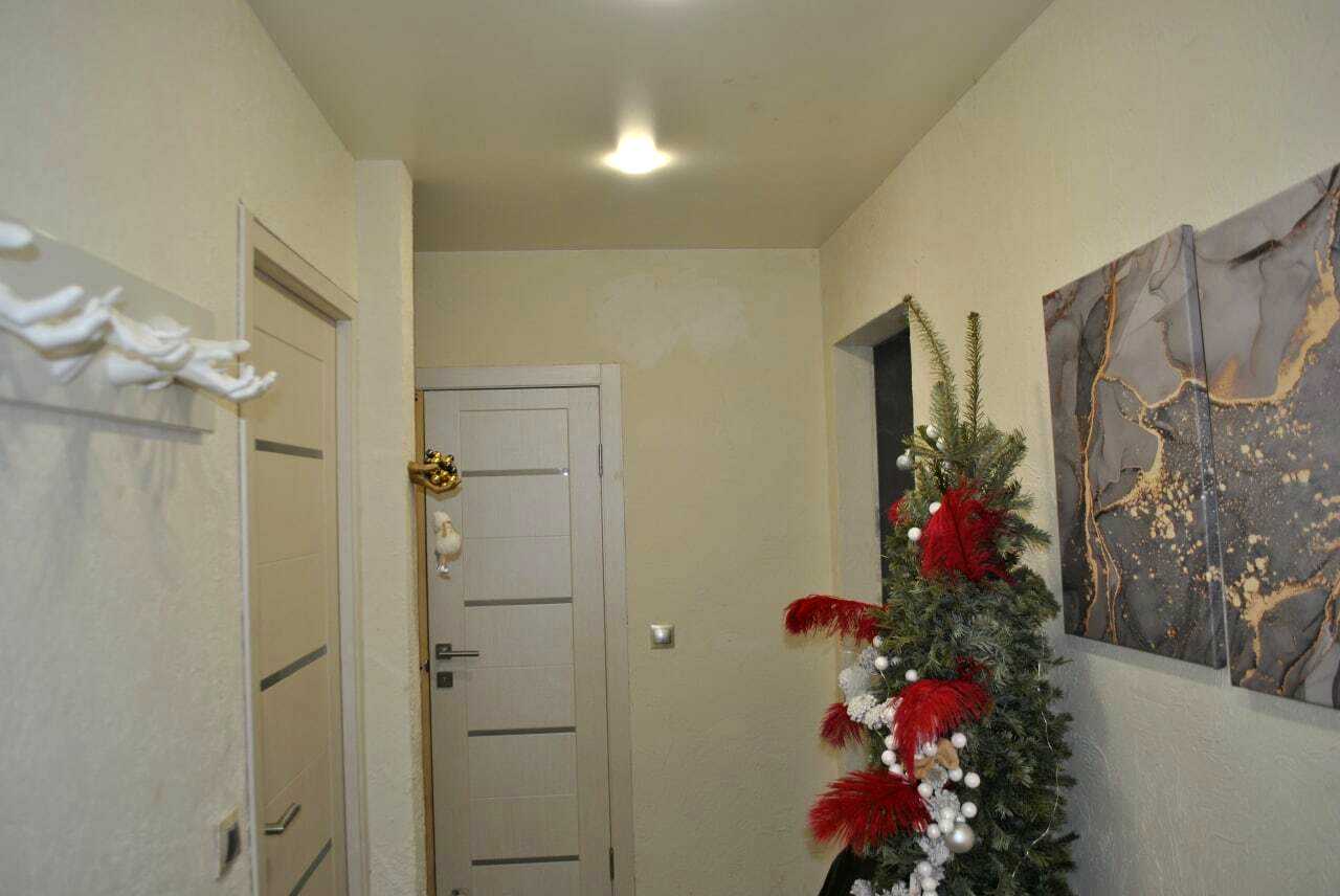 1739700438178520