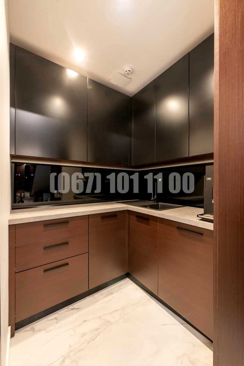 1830190469457622