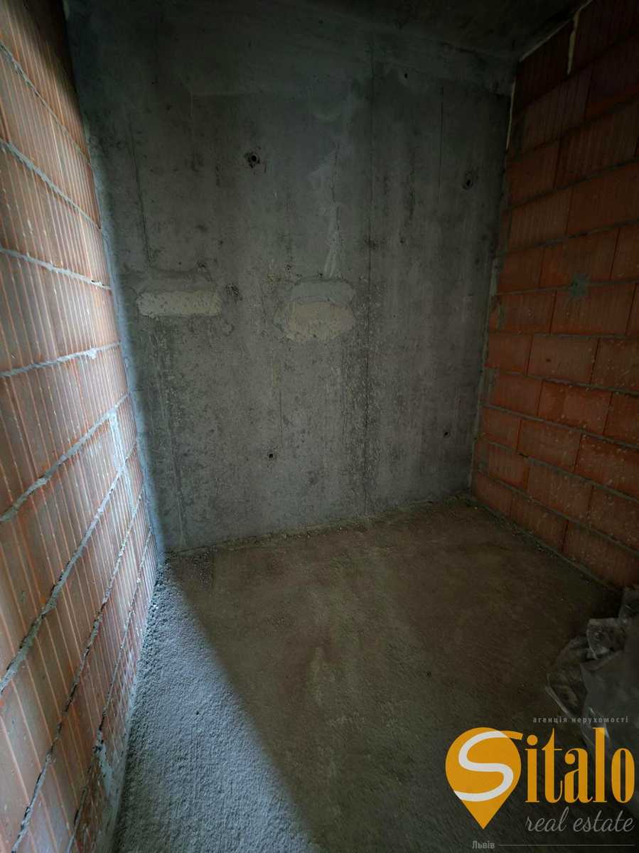 1842051946408321