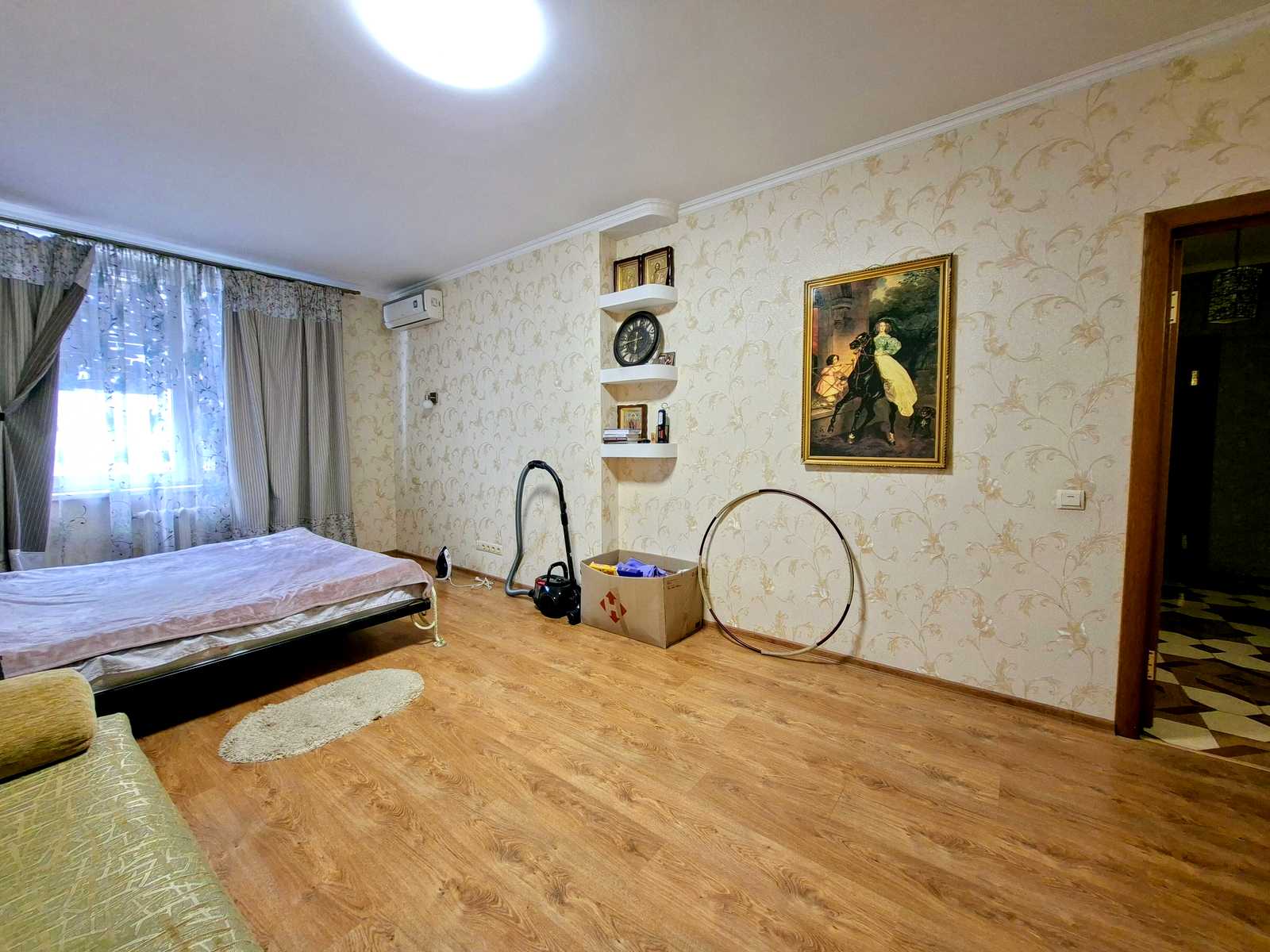 1832889656014214