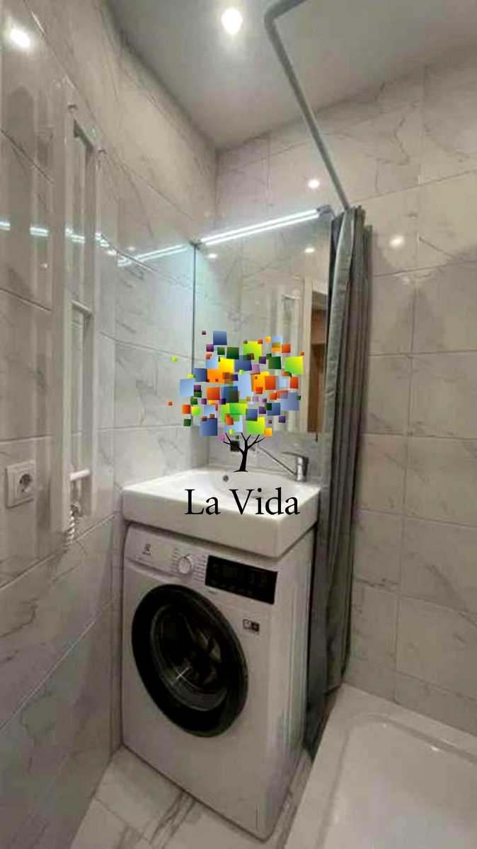 1822666555588055