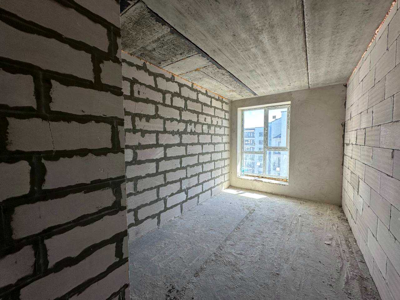 1844250192066237
