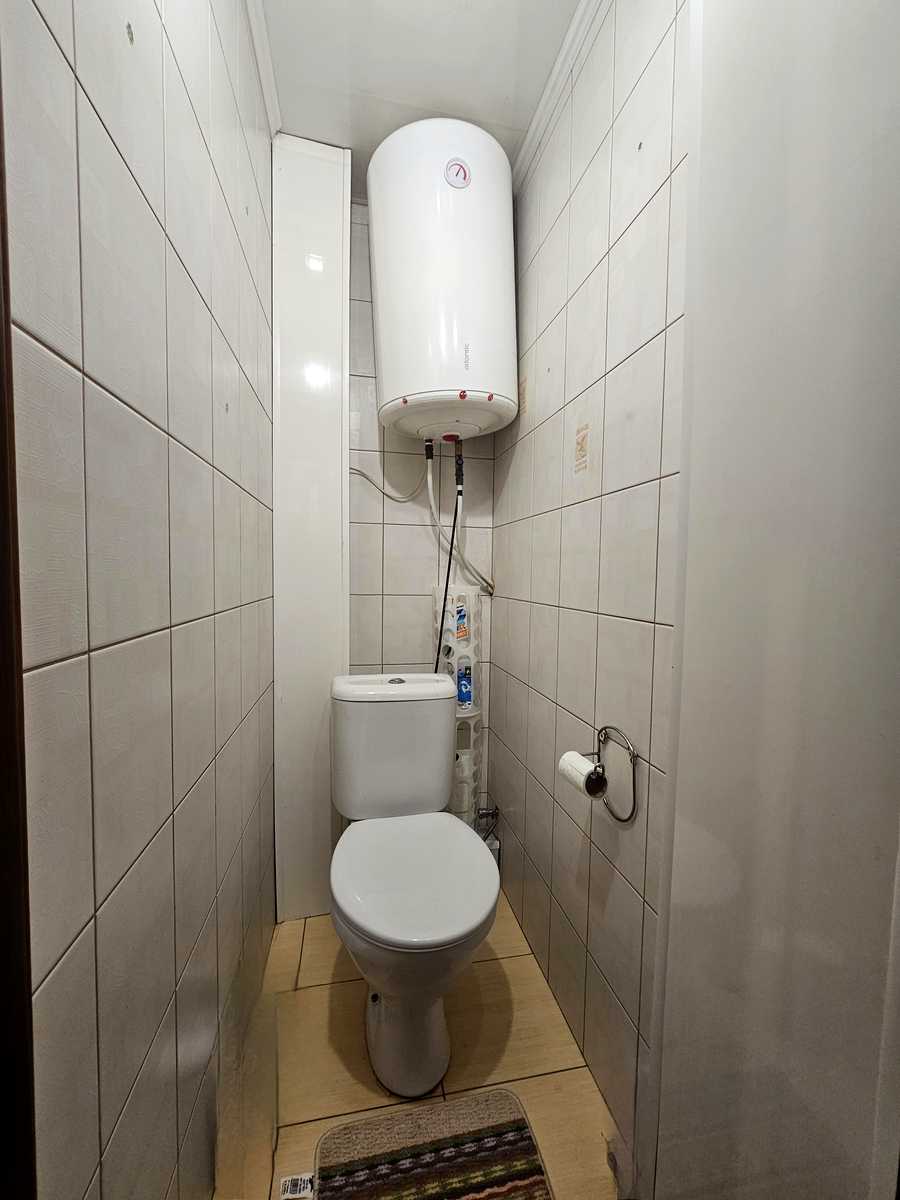 1835027083258548