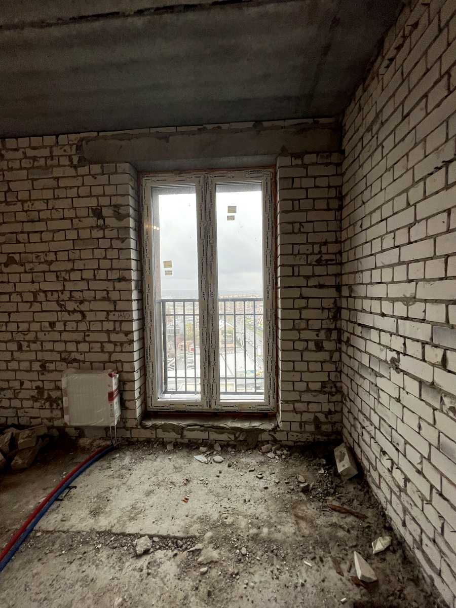 1763348259391053
