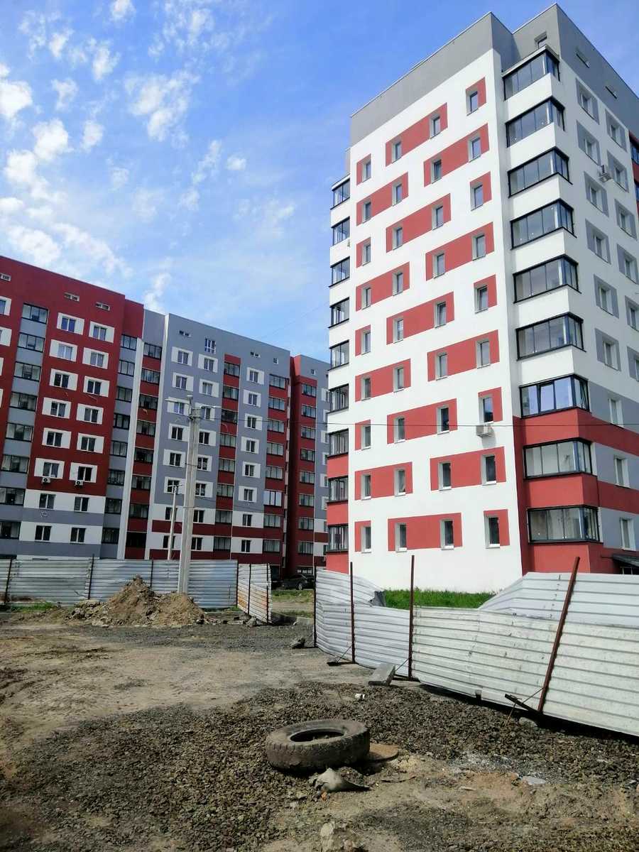 1746463856976867