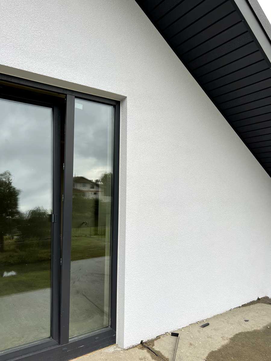 1745044279063320