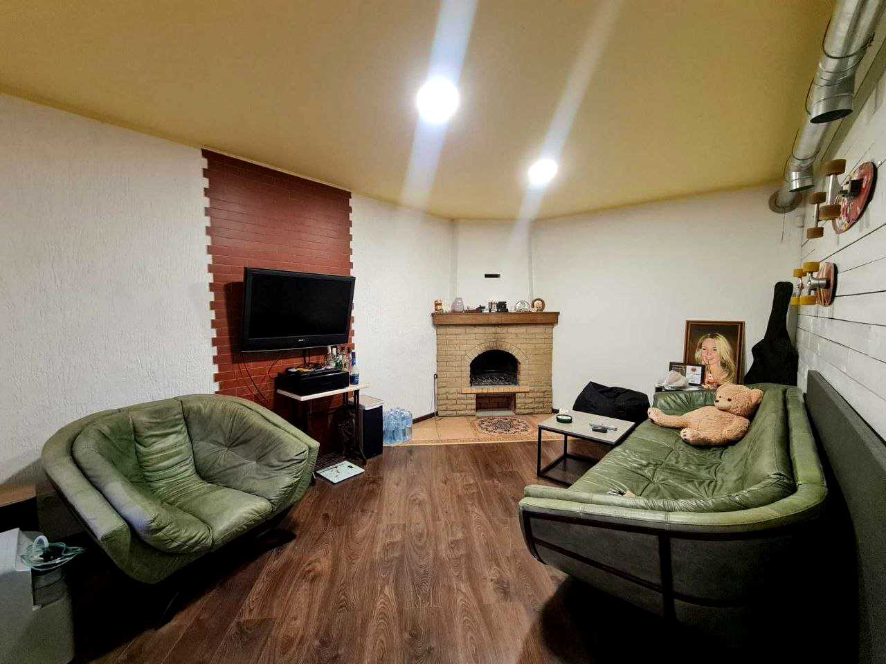 1839816367396441