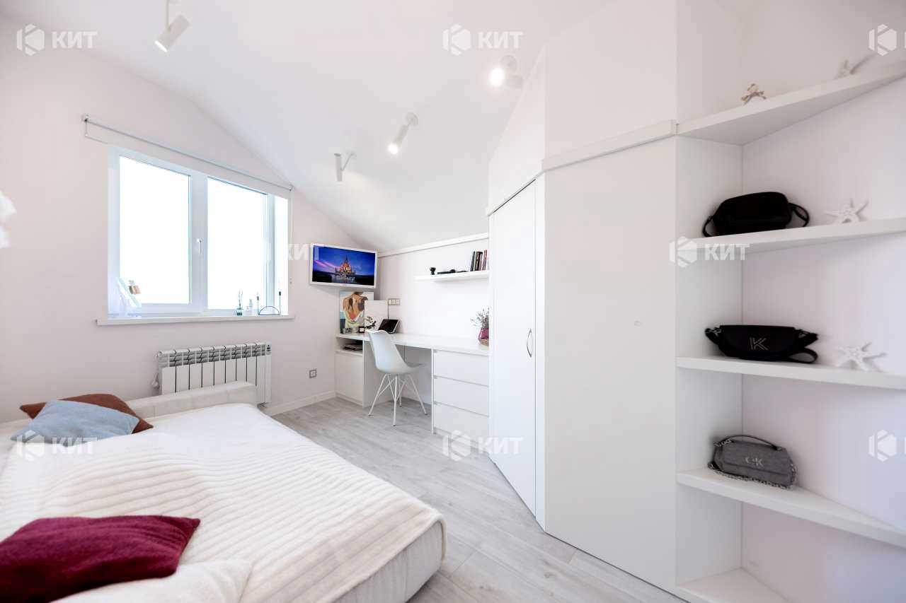1842697632074509