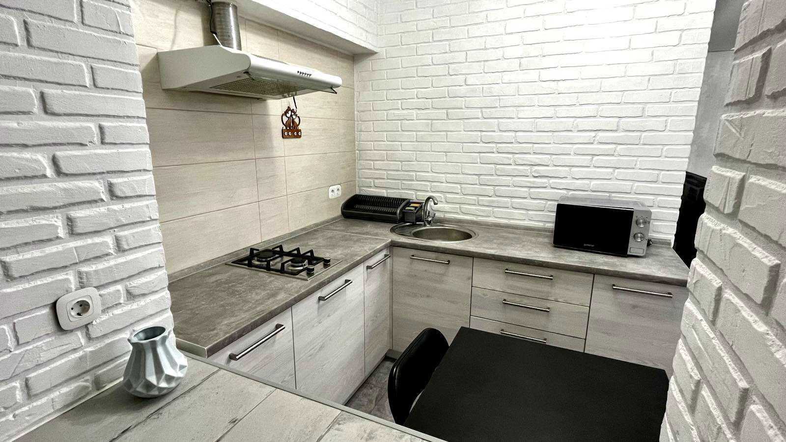 1789545877629691