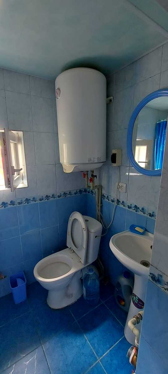 1834838361001421