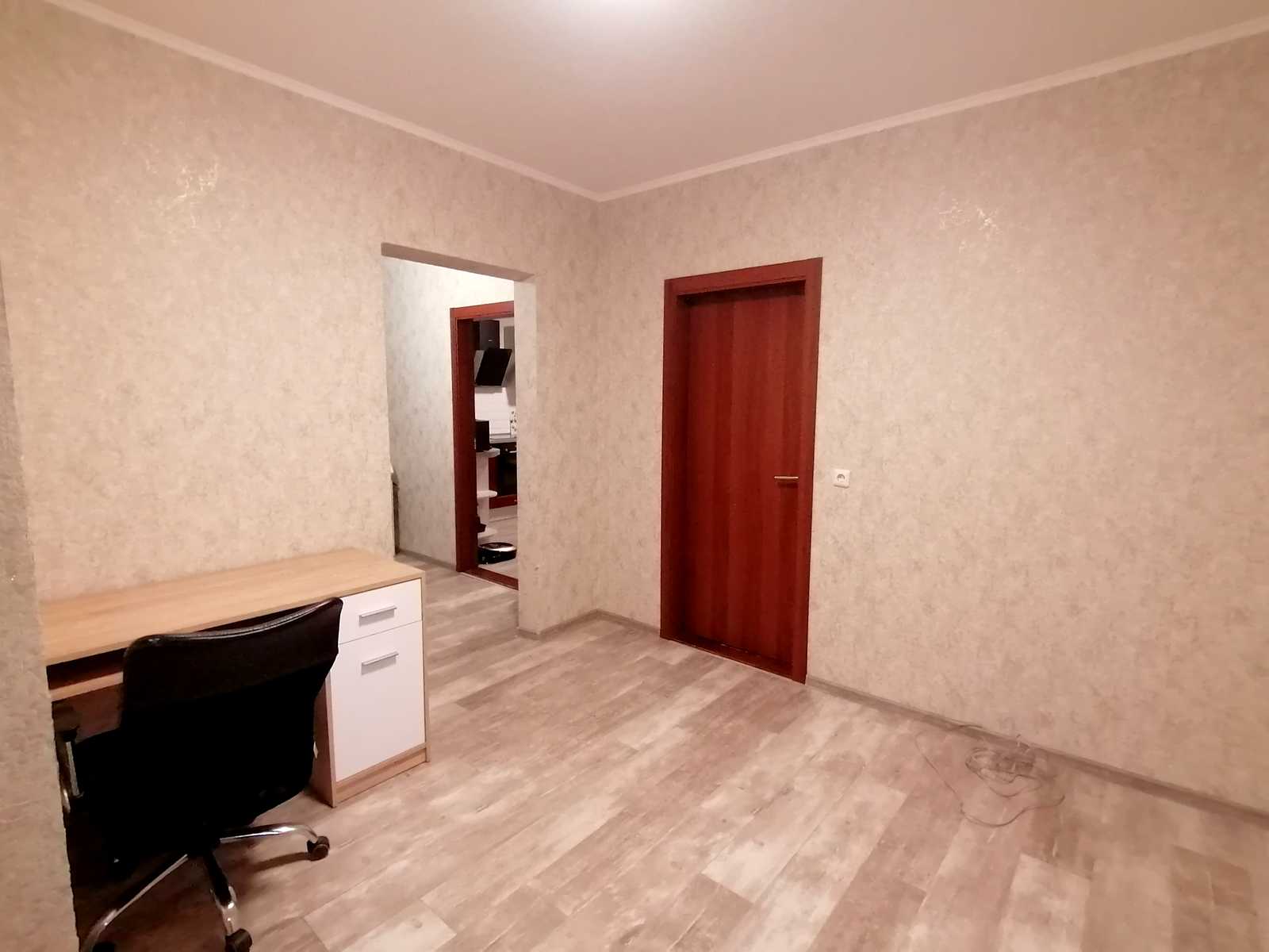 1850584888054595
