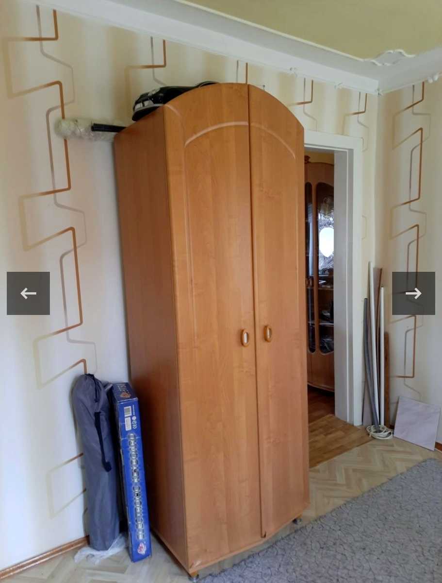 1839439792681917