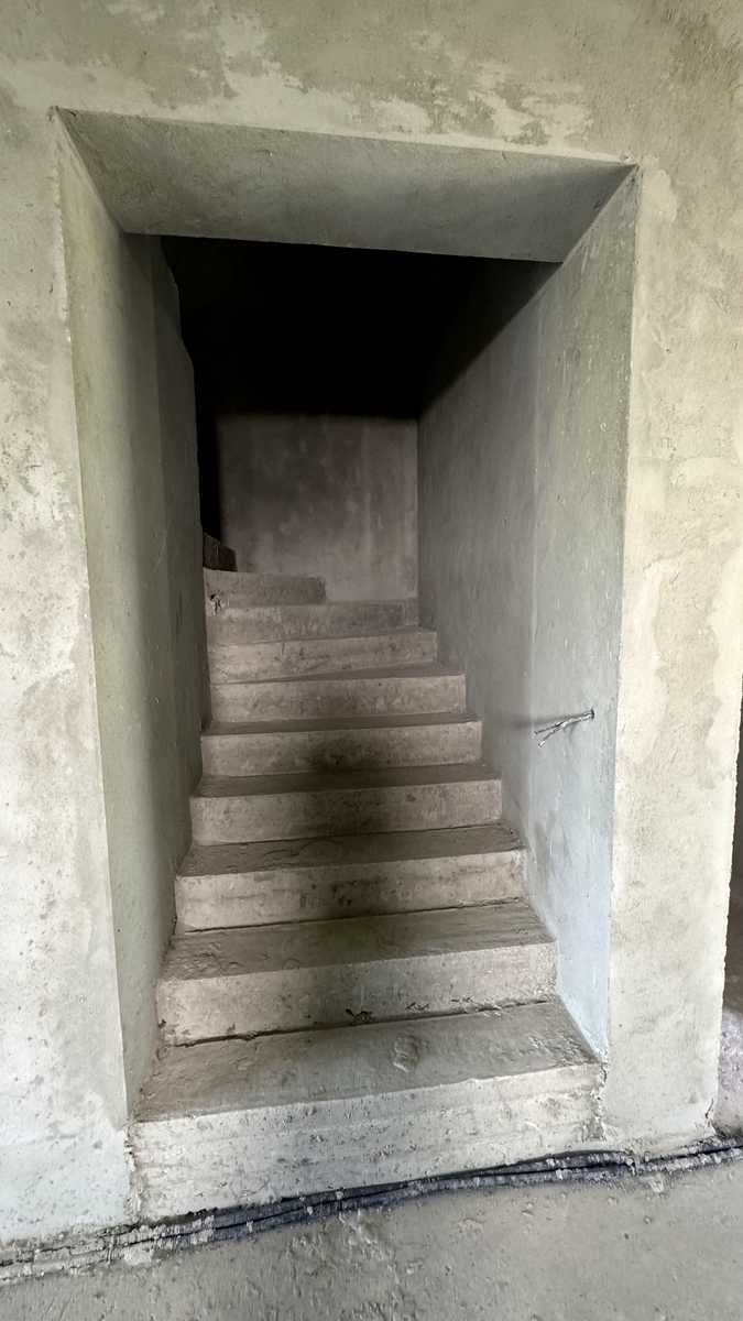 1842154391571150