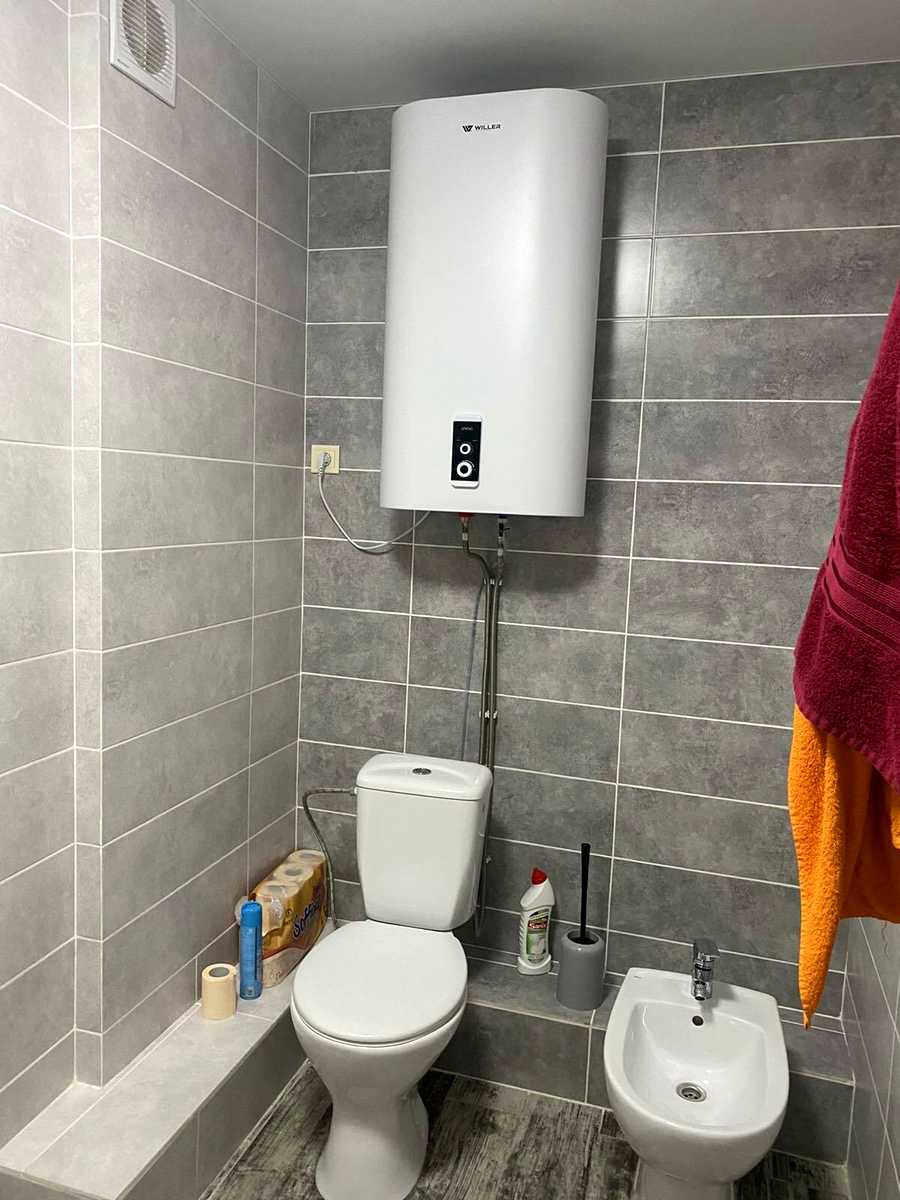 1796485834809665