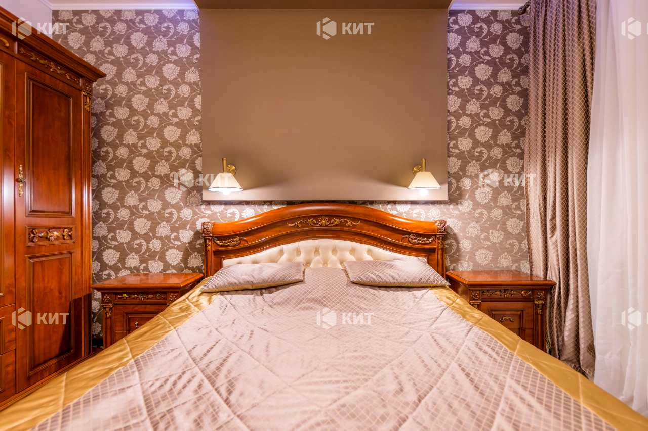 1827461247289256