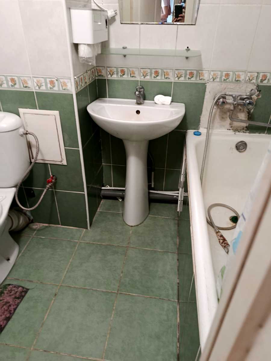 1833905734538276