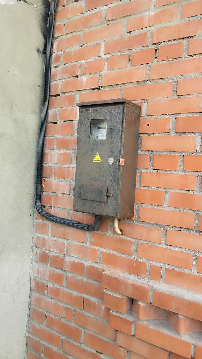 1839171981670492