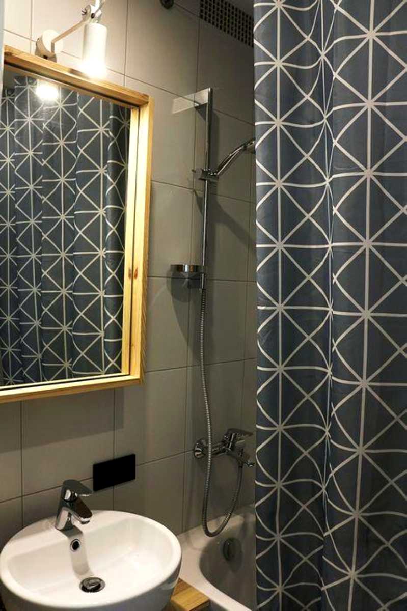 1737868775059772